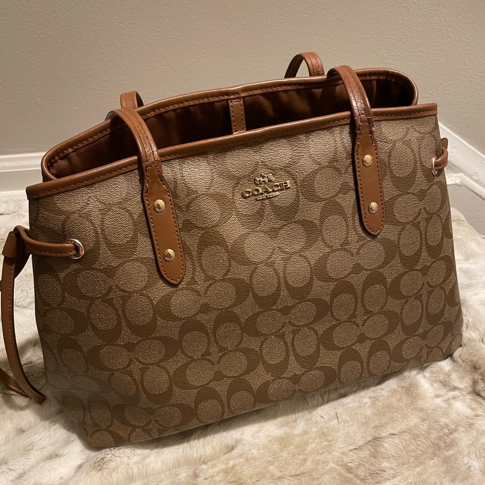 Coach Purse Beige